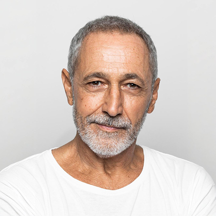 Enrique, 63